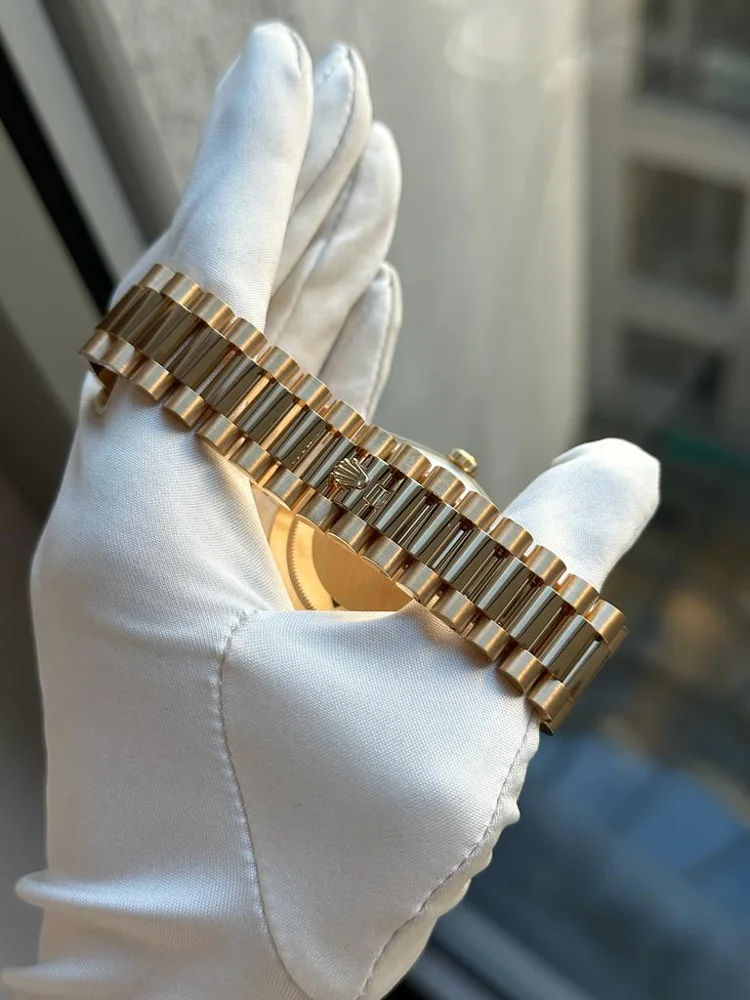 Rolex Day-Date 40 228238